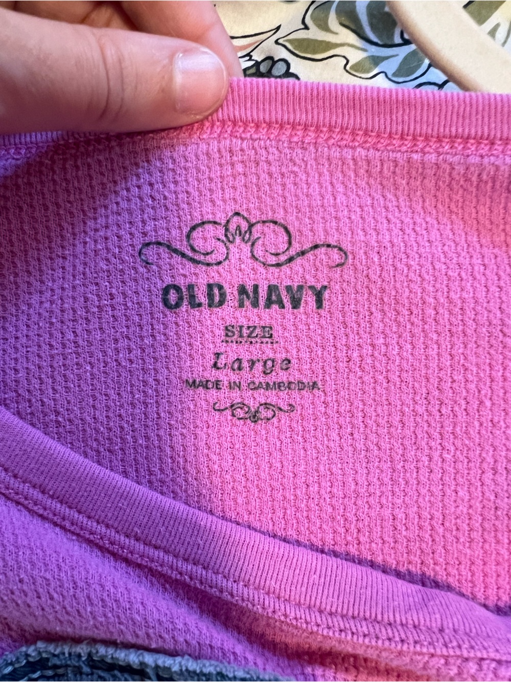 VNTG Y2K Old Navy 100% Cotton Peace Sign Thermal Long Sleeve Top Lizzie McGuire - Picture 4 of 6